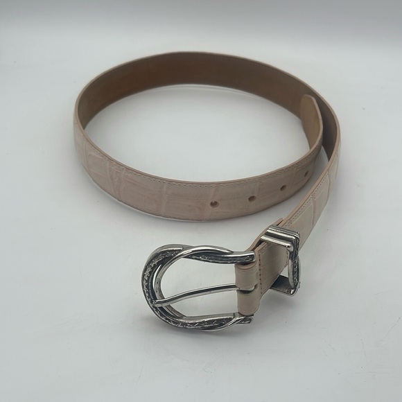 Brighton Statement  Leather Belt Croc Embossed Silver Hardware Pink Sz M 30 - Picture 1 of 7